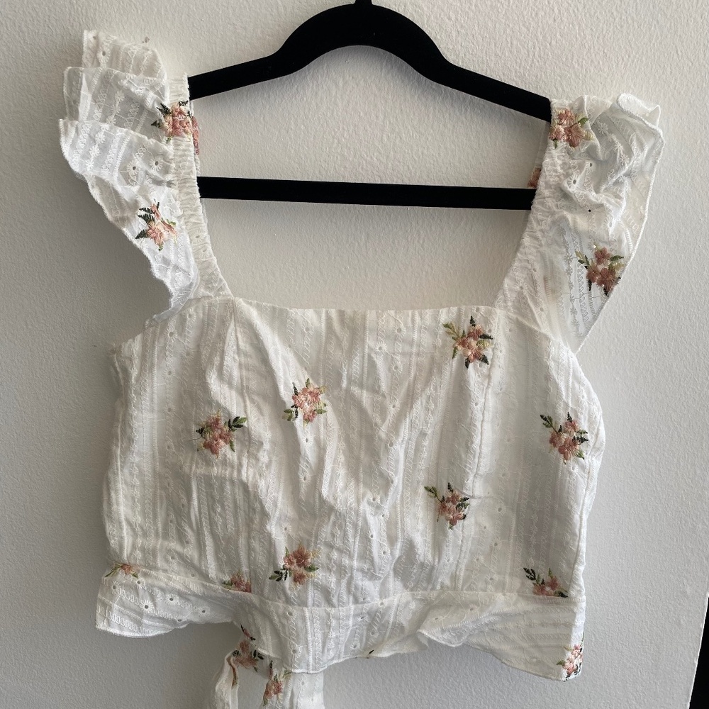 Kirious Crop Top